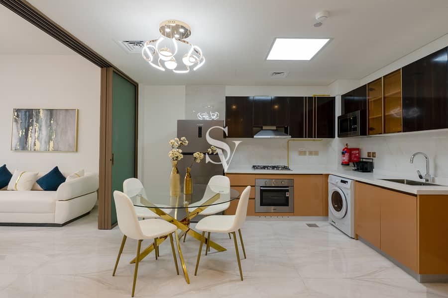 Convertible | Low Floor | Private Pool | Furnished Convertible | Low Floor | Private Pool | Furnished