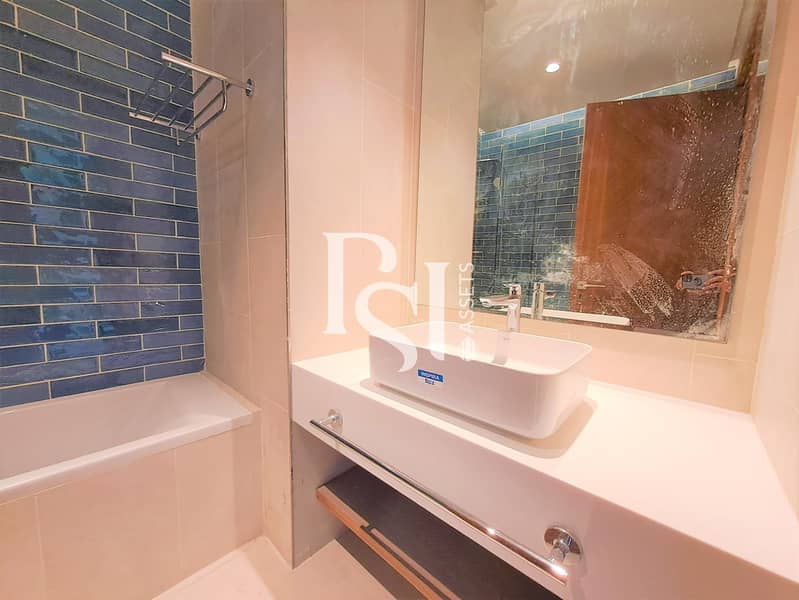 14 BATHROOM-2. jpg