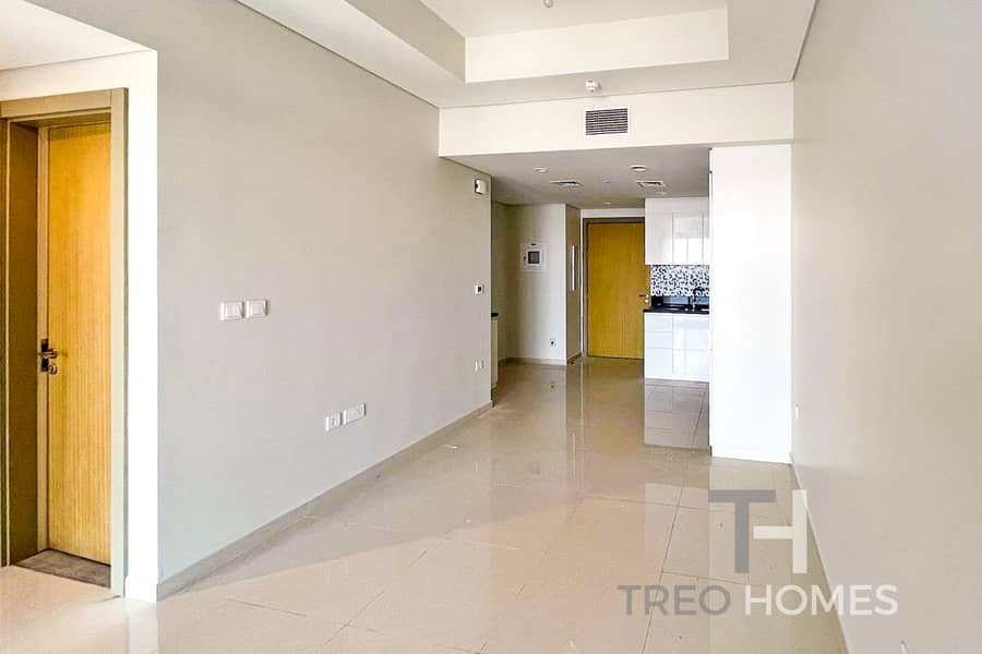 Ready To Move | Brand New | Modern unit Ready To Move | Brand New | Modern unit