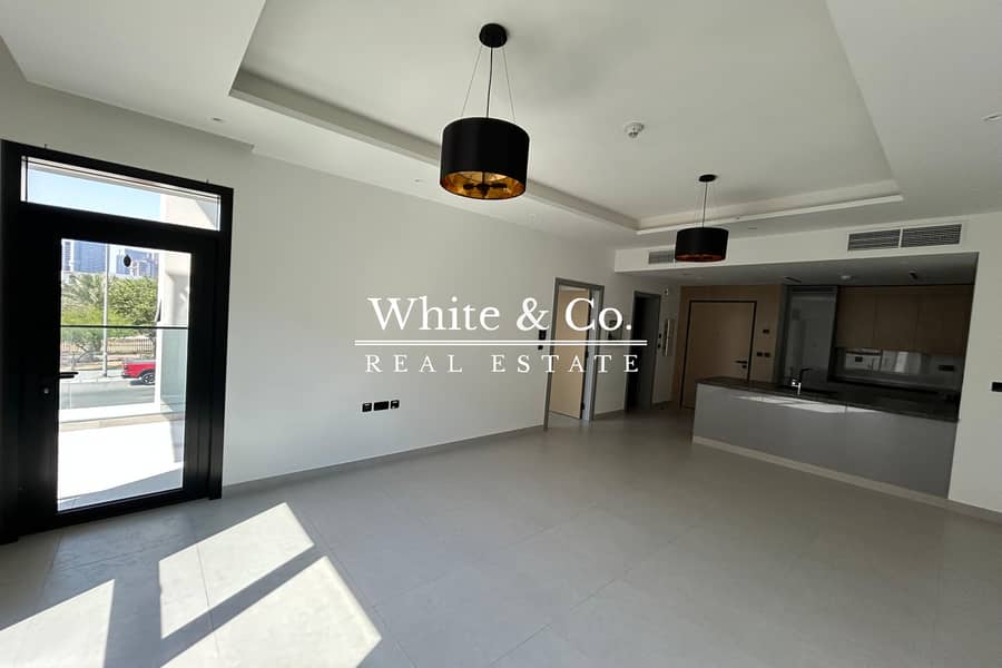 Corner Unit | High Quality | Available Now Corner Unit | High Quality | Available Now