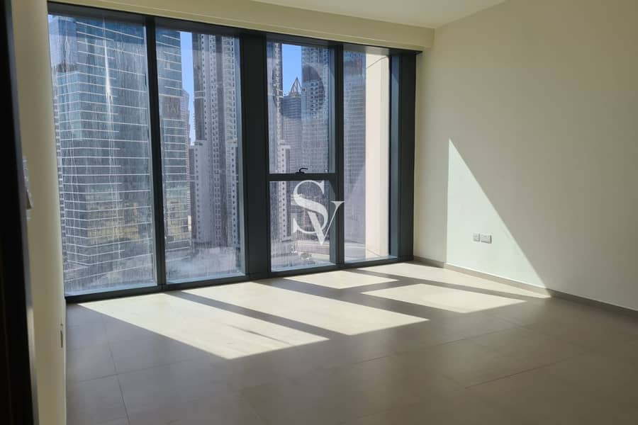City and Sea Views | On Main Boulevard |Near Opera City and Sea Views | On Main Boulevard |Near Opera