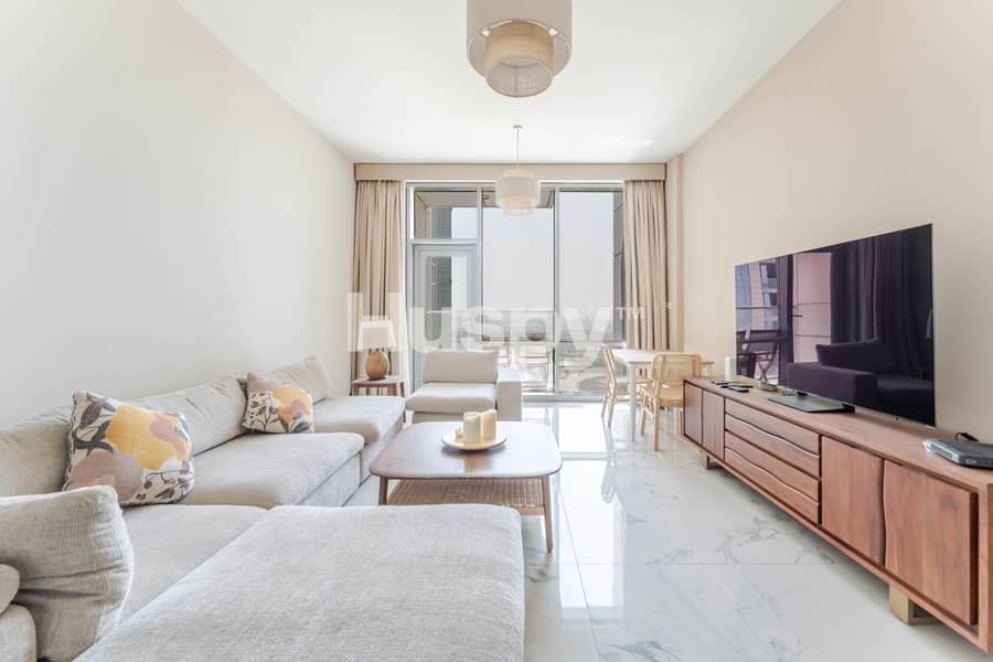 Furnished | Vacant | Mid Floor
