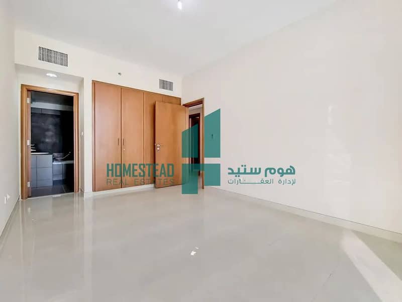 9 10-main-bedroom-1-Photoroom. png