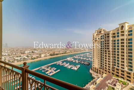 2 Bedroom Flat for Sale in Palm Jumeirah, Dubai - Exclusive | High Floor | Marina and Burj View