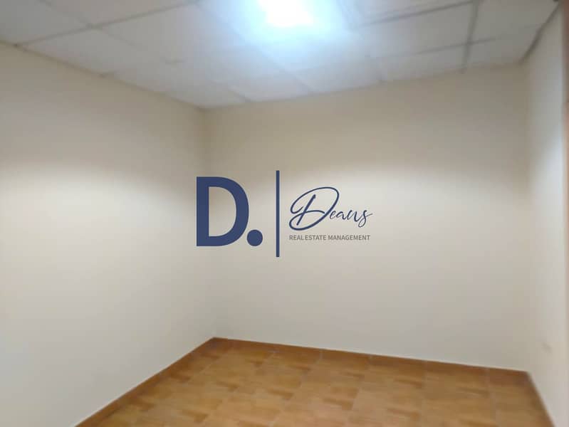 12 2dd33c9b-a220-4735-b11f-1a9282a30449. jpg