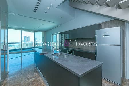 2 Bedroom Flat for Rent in Dubai Marina, Dubai - Duplex Podium Villa/Apartment | Private Garden