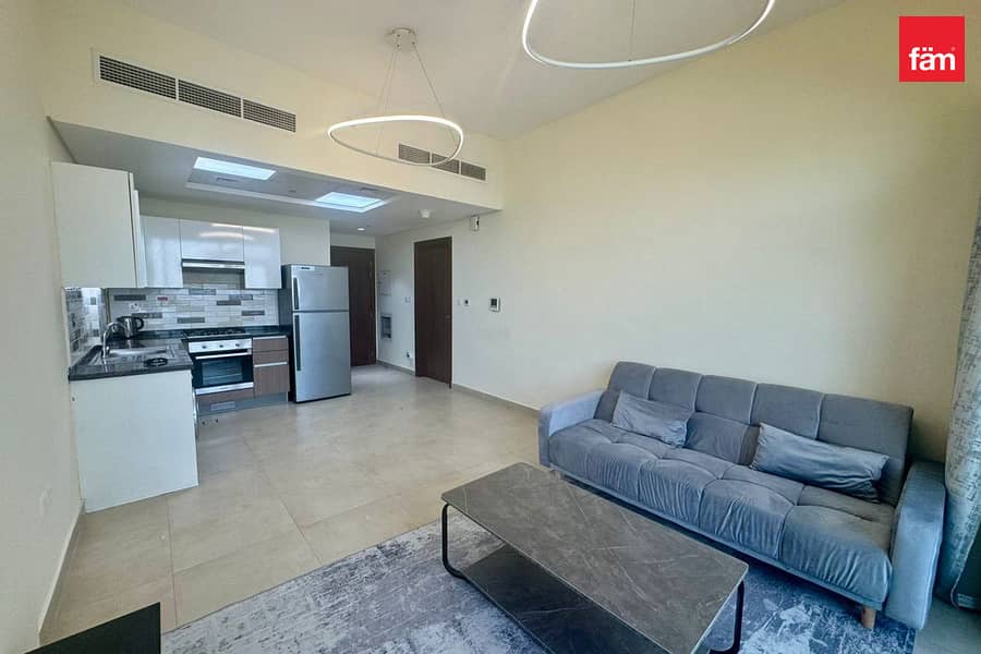 Fully Furnished | Chiller Free | Close to Metro Fully Furnished | Chiller Free | Close to Metro