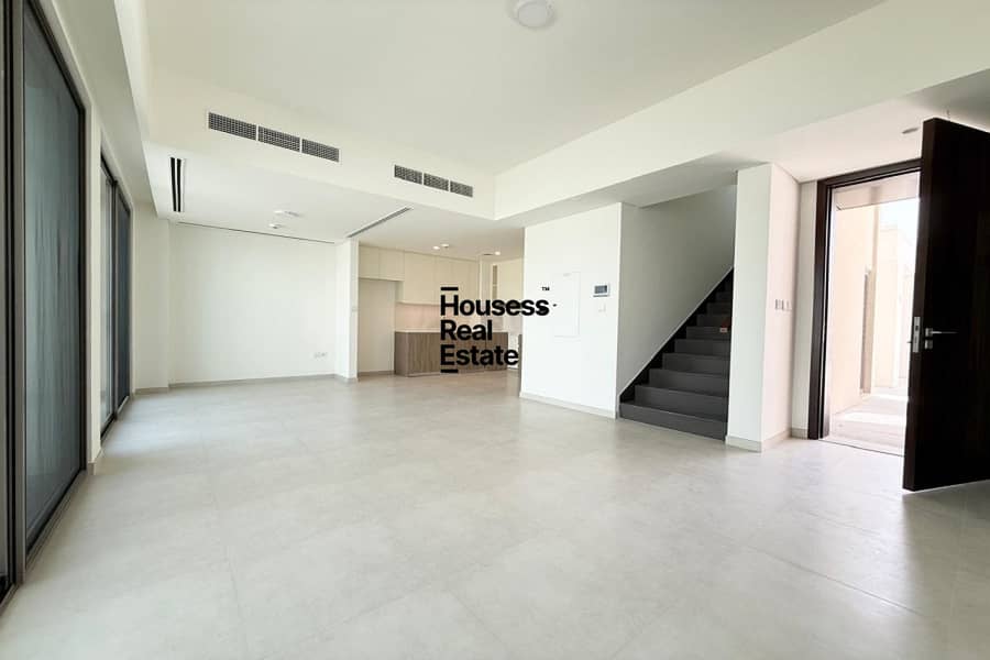 位于山谷小区,塔利亚别墅区 3 卧室的别墅 148000 AED - 11647553 位于山谷小区,塔利亚别墅区 3 卧室的别墅 148000 AED - 11647553