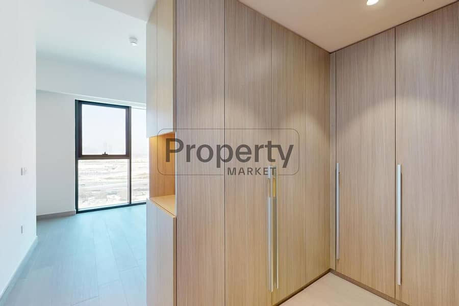 6 Berkeley-Place-909-2Bed-05142025_183244. jpg