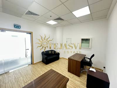 Office for Rent in Bur Dubai, Dubai - 5a065947-2f9e-429a-be54-5a68abb48487. jpg