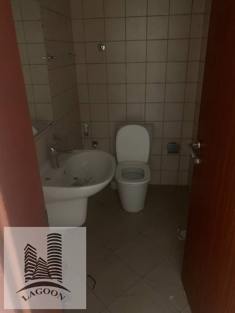 2 483e5801-6d16-4608-82f6-55719897d4b2. jpeg