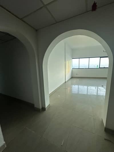 阿尔马扎尔街区， 夏尔迦 2 卧室公寓待租 - IMG-20250513-WA0754. jpg