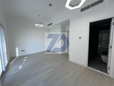 Villa | Bright & New | Amazing Community