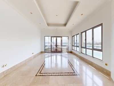 5 Bedroom Villa for Rent in Palm Jumeirah, Dubai - Burj & Marina view | High number | Vacant