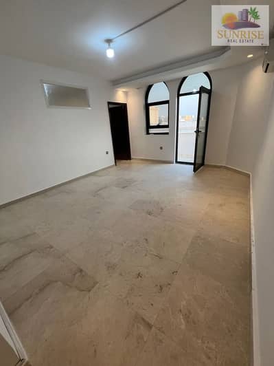 Excellent 01 Bed Room Hall with Balcony in Al Mushrif Area 5000/-