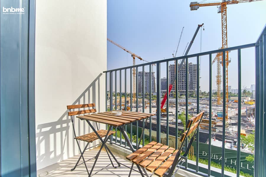 4 Balcony 1. jpg