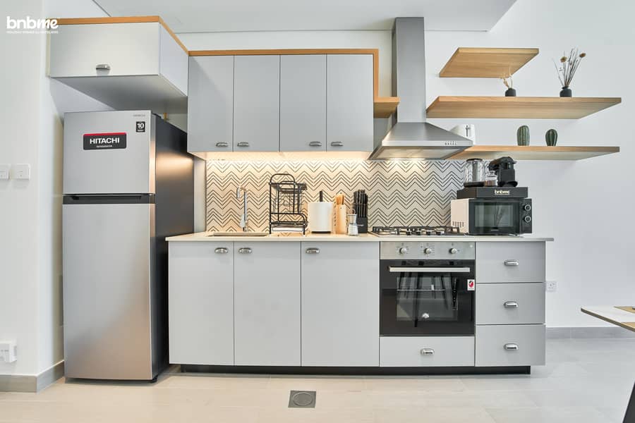 13 KItchen 2. jpg