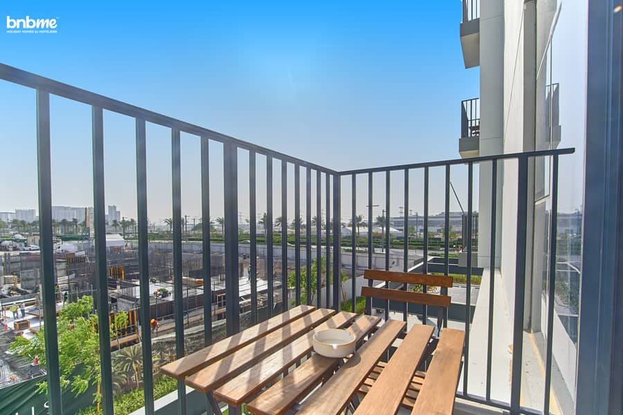 14 Balcony 2. jpg