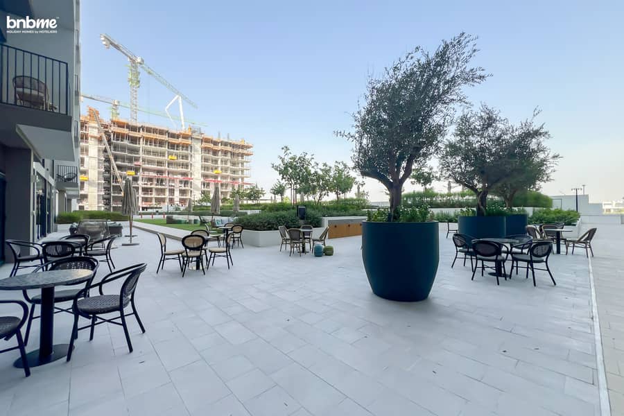 31 Outdoor sitting area. jpg