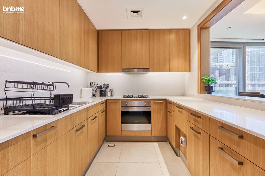 22 Kitchen. jpg