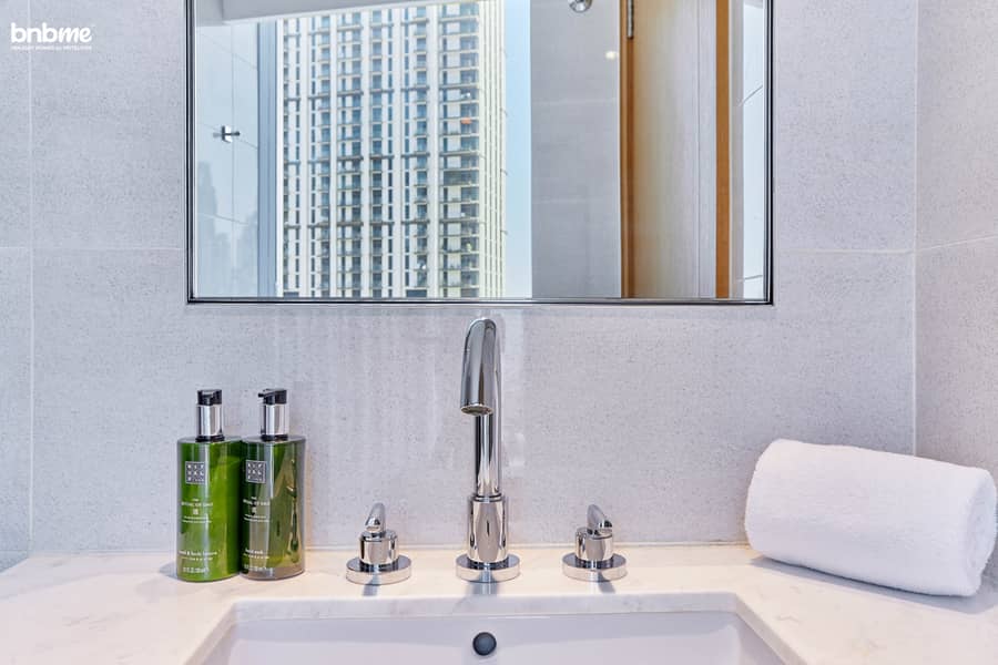 50 Washroom B 2. jpg