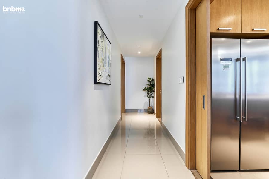 53 Apartment Lobby. jpg