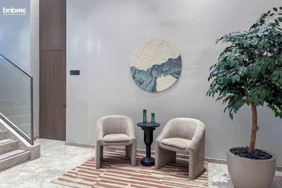 94 Common Area. jpg