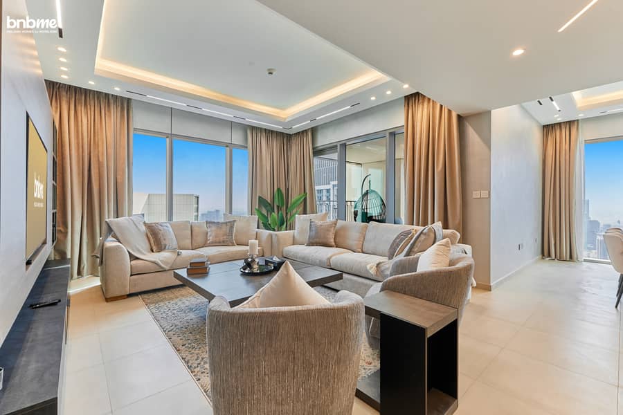 2 Living Room (8). jpg