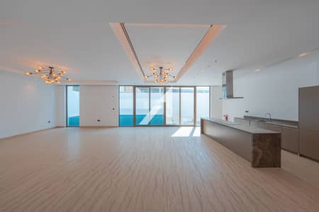 5 Bedroom Villa for Rent in Jumeirah, Dubai - Luxurious Villa with Private Pool |Rooftop Terrace