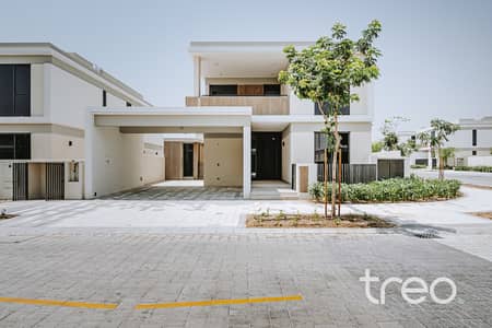 4 Bedroom Villa for Sale in Tilal Al Ghaf, Dubai - Corner Villa | Greenbelt Backing | Open Kitchen