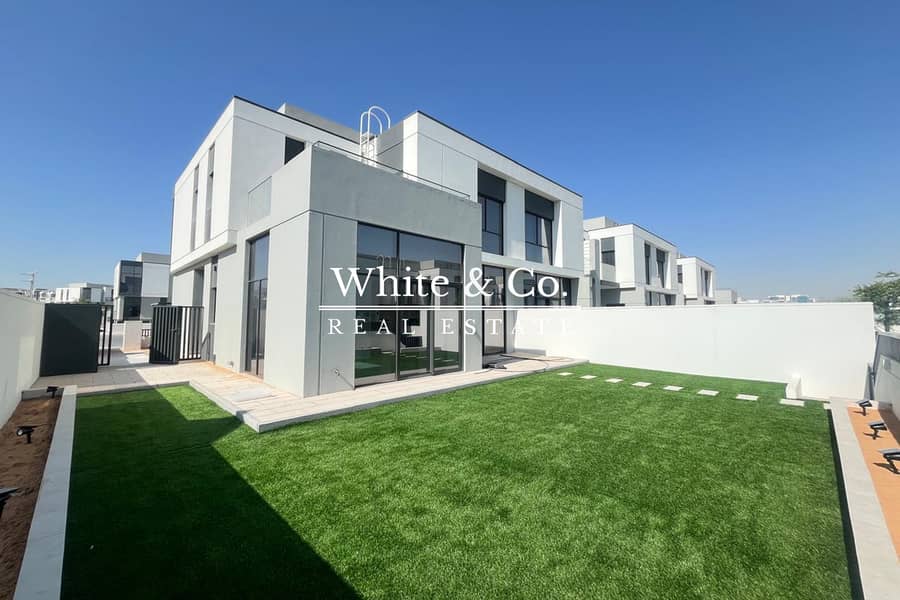 Corner Unit | Fully Landscaped | Type B Corner Unit | Fully Landscaped | Type B