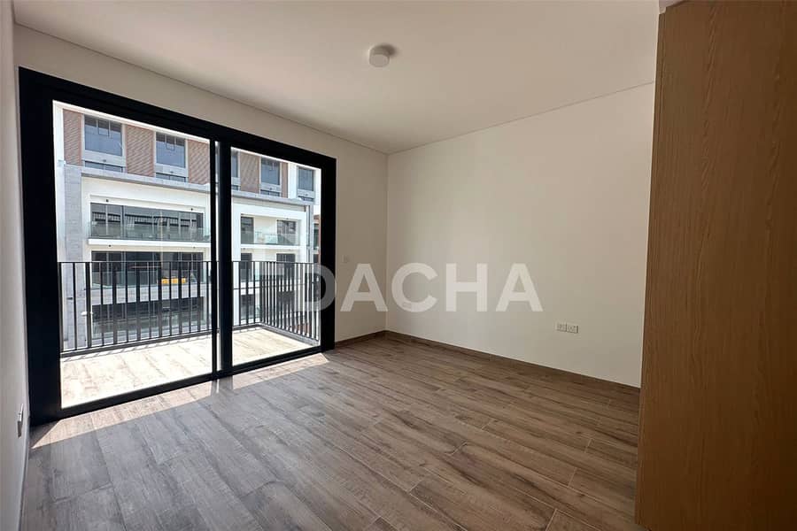 ELLINGTON | 1 BED PLUS STUDY | VACANT JULY ELLINGTON | 1 BED PLUS STUDY | VACANT JULY