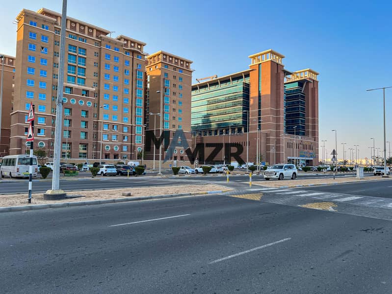 Commercial full building | 7 Floors | High income