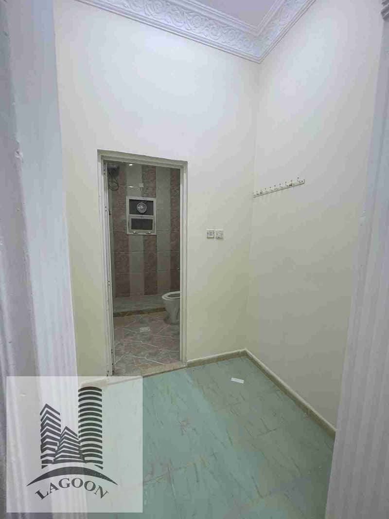 8 1000245931. jpg
