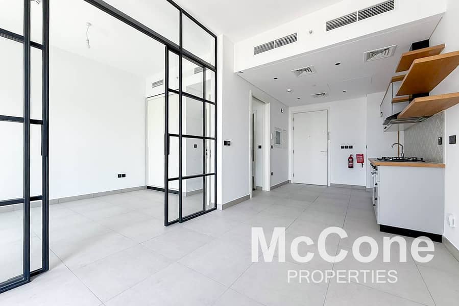 Chiller Free | Spacious | Vacant Now Chiller Free | Spacious | Vacant Now