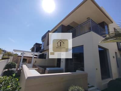 Spacious and Ravishing 5BR Villa | Ready to Move-in!