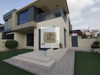Spacious and Ravishing 5BR Villa | Ready to Move-in!