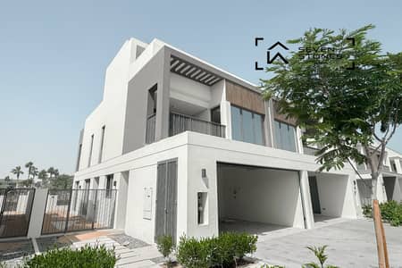 4 Bedroom Villa for Rent in Tilal Al Ghaf, Dubai - AVAILABLE | Upgraded Single Row | Lagoon Facing