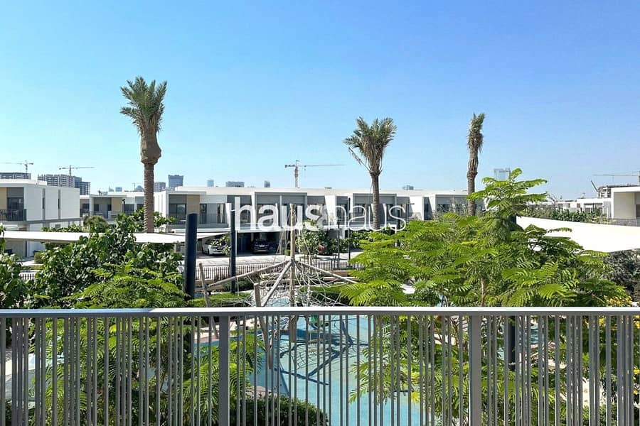 位于蒂拉尔阿尔加夫综合社区,伊兰住宅区 3 卧室的联排别墅 4000000 AED - 11653614 位于蒂拉尔阿尔加夫综合社区,伊兰住宅区 3 卧室的联排别墅 4000000 AED - 11653614