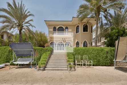 4 Bedroom Villa for Sale in Palm Jumeirah, Dubai - Huge Plot I Investment Opportunity I Extended BUA