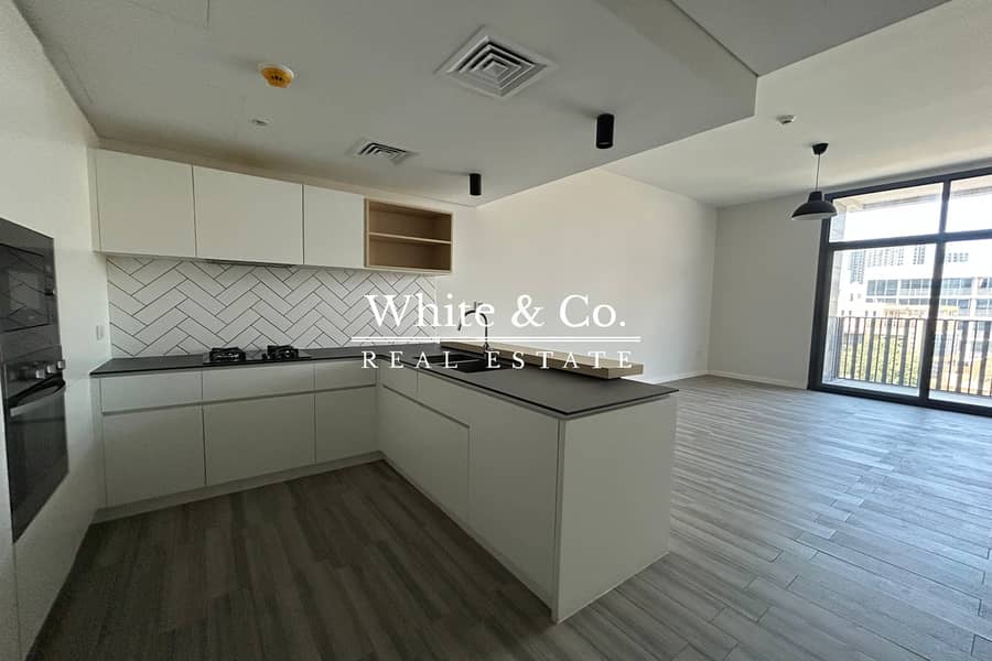 Spacious | Modern Living | Available Now Spacious | Modern Living | Available Now