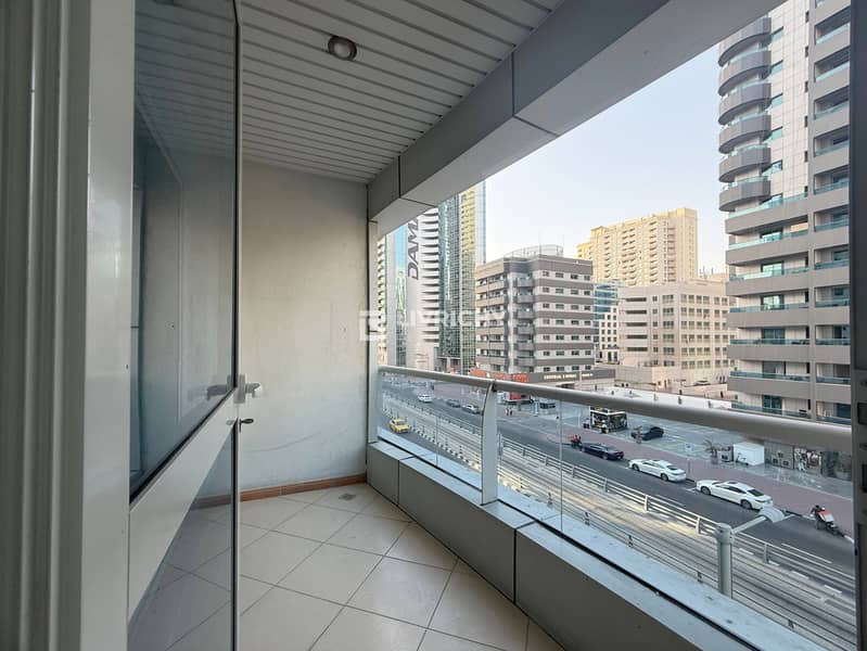 VACANT | CLOSE TO BEACH | NEAR METRO | UNFURNISHED VACANT | CLOSE TO BEACH | NEAR METRO | UNFURNISHED