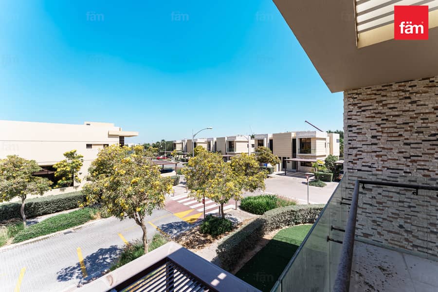 位于达马克山庄,公园别墅,洛克伍德别墅群 5 卧室的别墅 400000 AED - 11654515 位于达马克山庄,公园别墅,洛克伍德别墅群 5 卧室的别墅 400000 AED - 11654515
