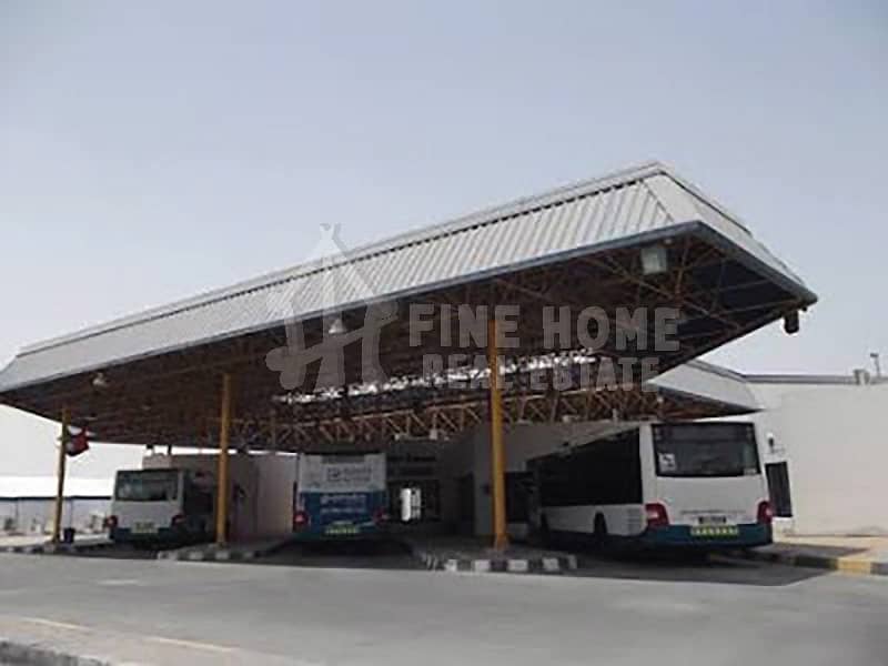 Industrial Warehouse in a Prime Location – High Annual Income
