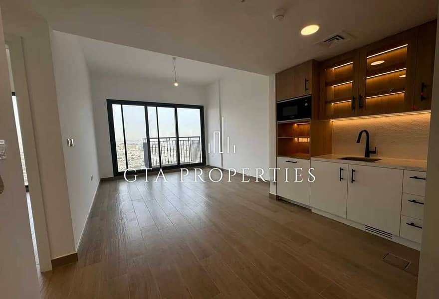 BRAND NEW | Ready To Move | Bright Layout BRAND NEW | Ready To Move | Bright Layout