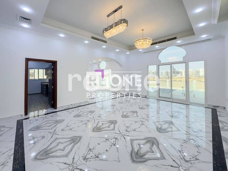位于别墅区,中央别墅区 6 卧室的别墅 8250000 AED - 11655003 位于别墅区,中央别墅区 6 卧室的别墅 8250000 AED - 11655003