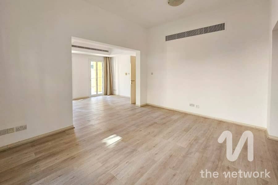 Вилла в Лейкс,Зулал,Зулал 1, 3 cпальни, 290000 AED - 11655306 Вилла в Лейкс,Зулал,Зулал 1, 3 cпальни, 290000 AED - 11655306
