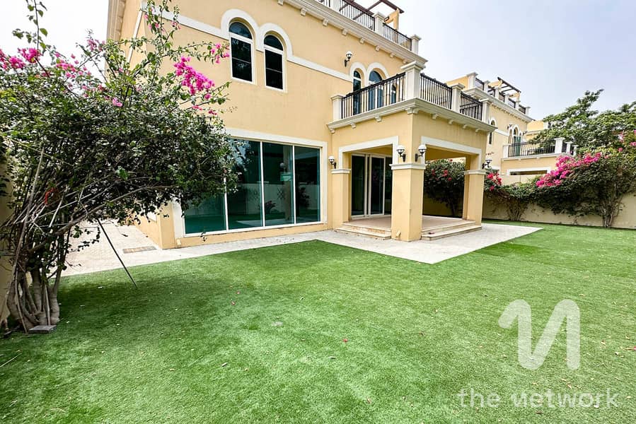 位于朱美拉公园社区,第9区 4 卧室的别墅 360000 AED - 11655332 位于朱美拉公园社区,第9区 4 卧室的别墅 360000 AED - 11655332
