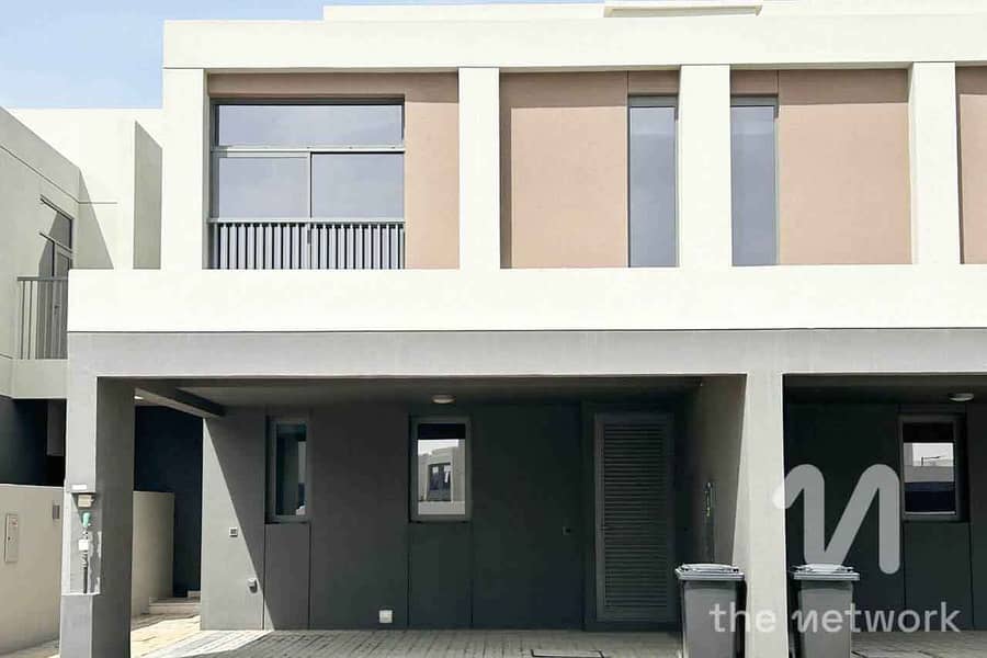 位于迪拜南部街区,居住区,脉动住宅区,脉动海滨小区 3 卧室的别墅 180000 AED - 11655328 位于迪拜南部街区,居住区,脉动住宅区,脉动海滨小区 3 卧室的别墅 180000 AED - 11655328