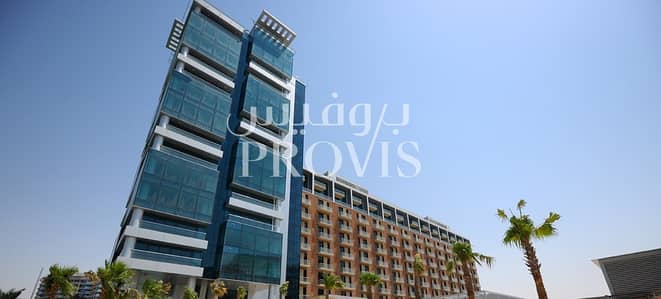 Stunning home packed with luxurious amenities Stunning home packed with luxurious amenities